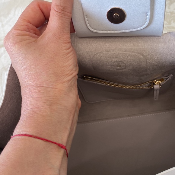 Bag - Picture 2 of 4